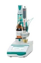 Суперкомпактный титратор 915 KF Ti-Touch Metrohm